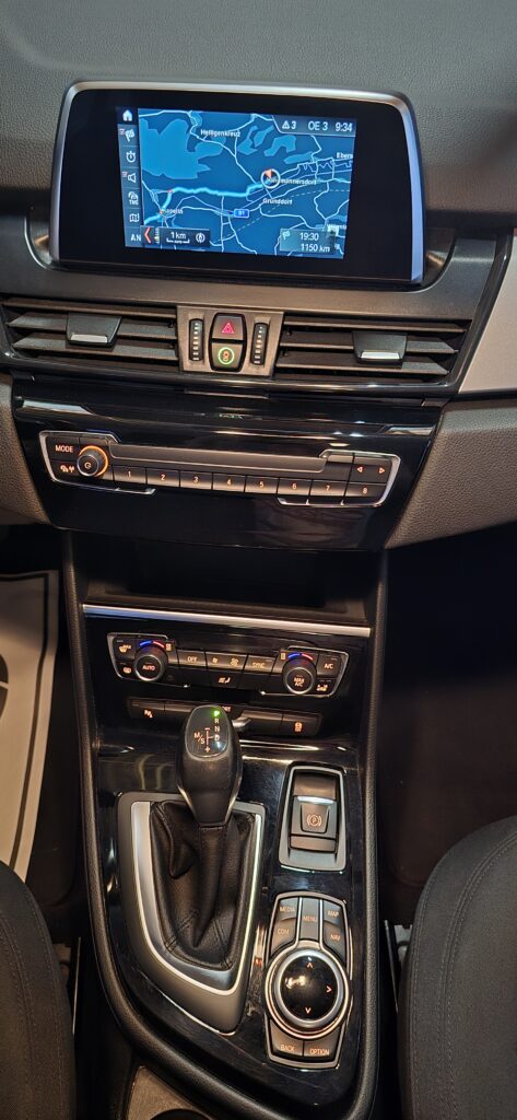 Verkauft 218d 7Sitzer