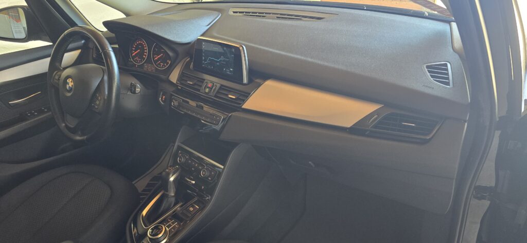 Verkauft 218d 7Sitzer